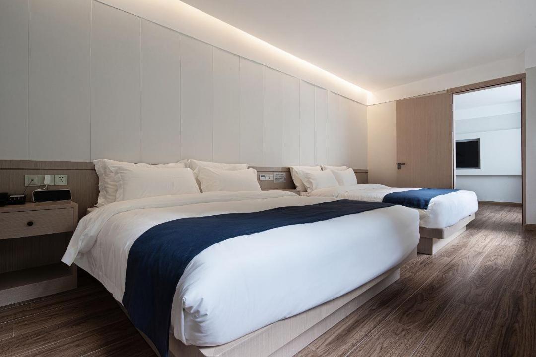 Walling Hotel - Chongqing Jiefangbei Hongyadong エクステリア 写真