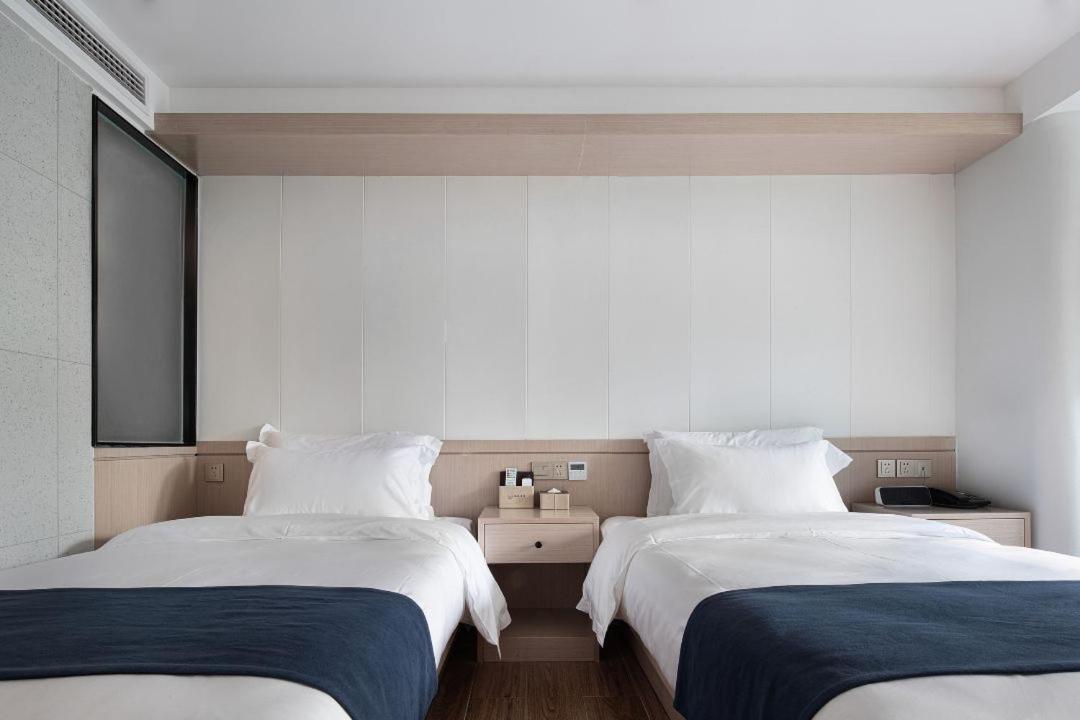 Walling Hotel - Chongqing Jiefangbei Hongyadong エクステリア 写真